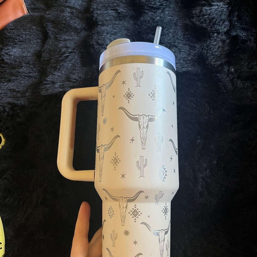 Western Patterned Cream waterbottle